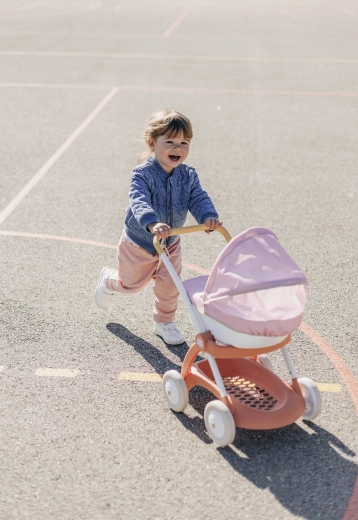 Telaio in metallo stabile e ruote silenziose