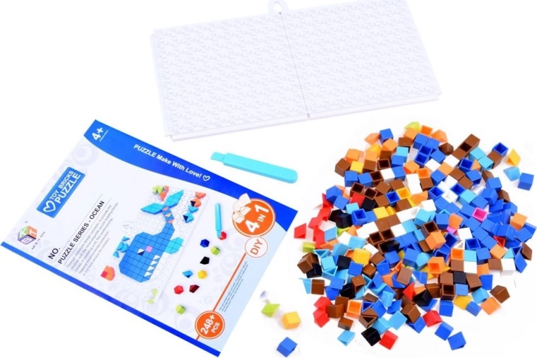 Assemblaggio facile e fissaggio stabile dei tasselli