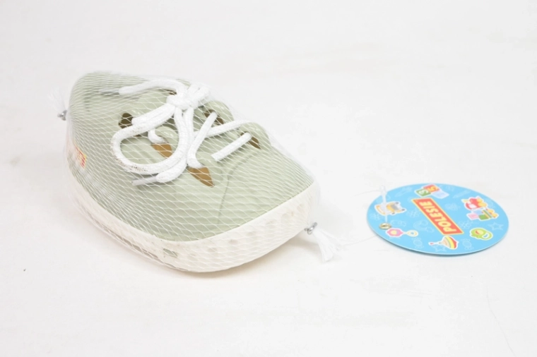 Scarpa con lacci in versione in rete