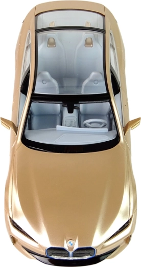 Design realistico e finitura oro