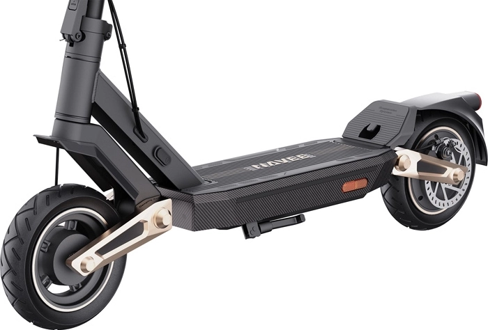 Sospensioni brevettate Damping Arm per una guida fluida