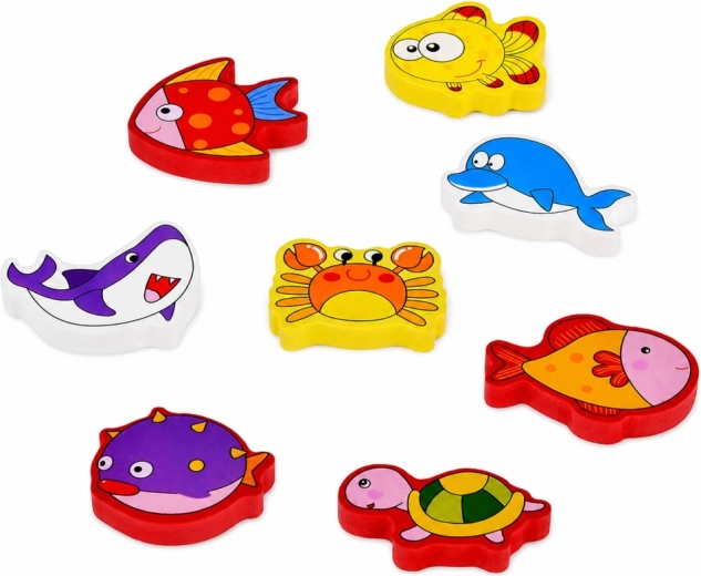 I pezzi in legno stanno bene nella mano del bambino