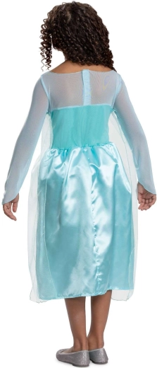 Maniche trasparenti e mantello leggero