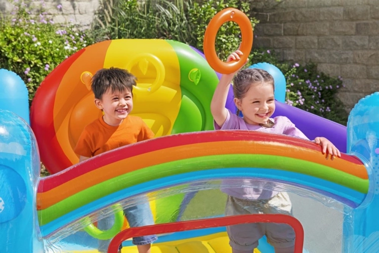 Divertimento stabile all’aperto