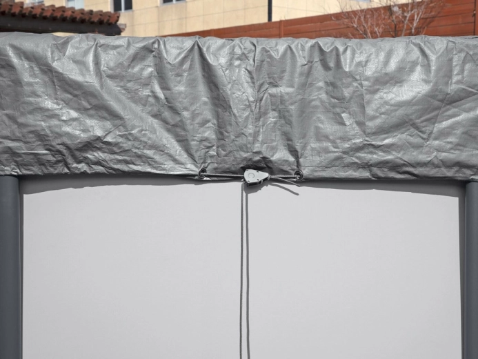 Fori di drenaggio contro l’accumulo d’acqua