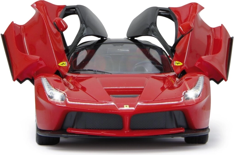 Supercar spettacolare da ogni angolazione