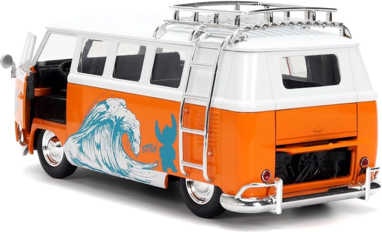 Porte apribili e interni realistici