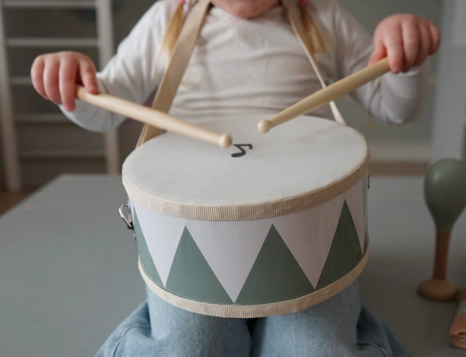 Presa e gioco facili per le mani dei bambini