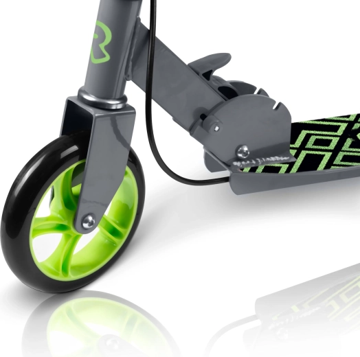 Guida fluida grazie alle grandi ruote in PU da 145 mm