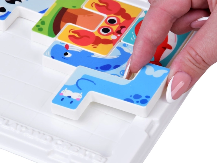 Pezzi sicuri e resistenti per le piccole mani