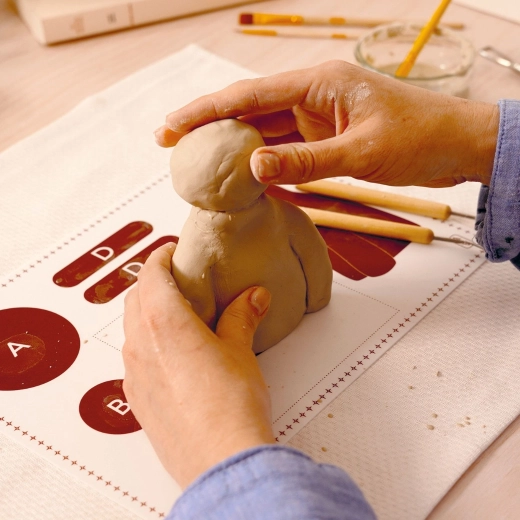 Argilla morbida e duttile per dettagli fini