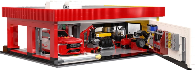 Officina automobilistica completamente attrezzata