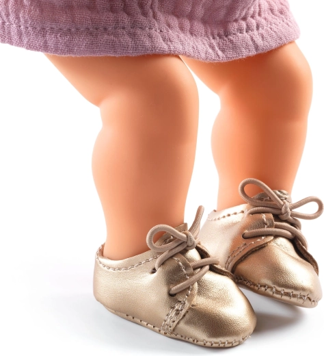 Dettagli realistici e allacciatura