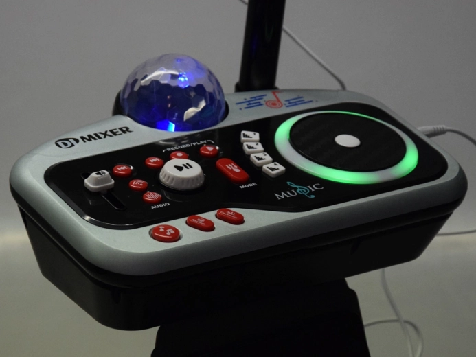 Sfera disco luminosa ed effetti DJ