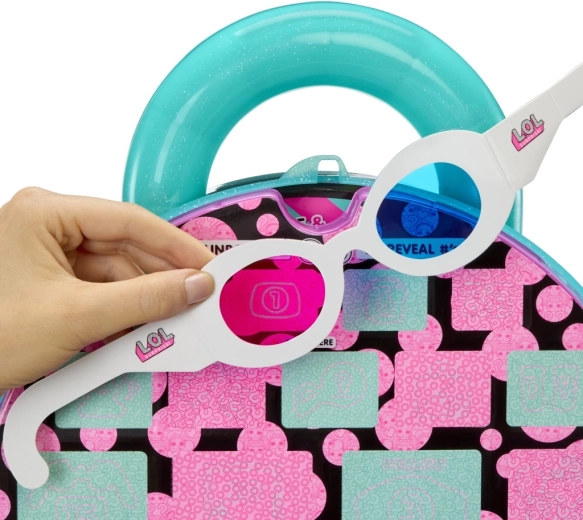 Gli occhiali da spia svelano indizi segreti