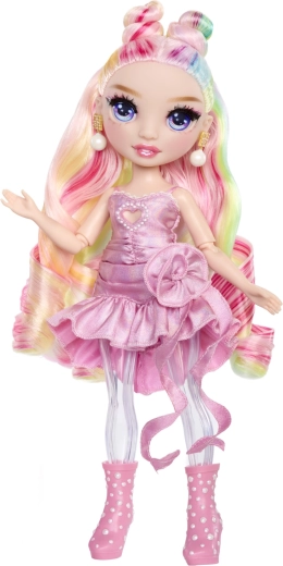 Look alla moda dai colori pastello di Bella Parker