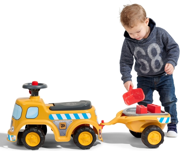 Rimorchio removibile con attrezzi