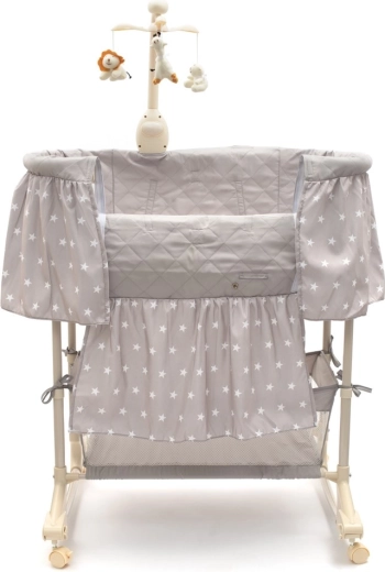 Spazio contenitivo e materiali traspiranti