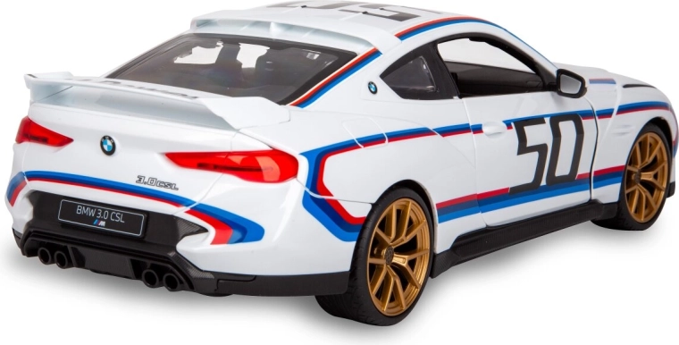 Fedele riproduzione della BMW 3.0 CSL