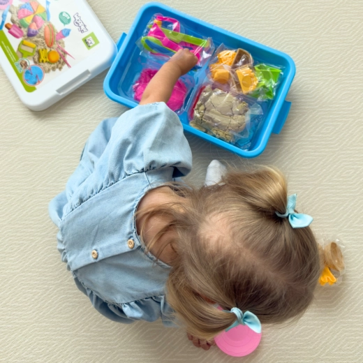 Valigetta e tavolino in uno