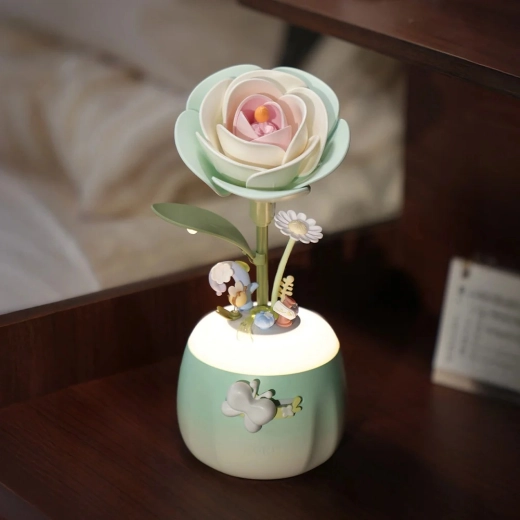 Lampada da notte con luminosità regolabile
