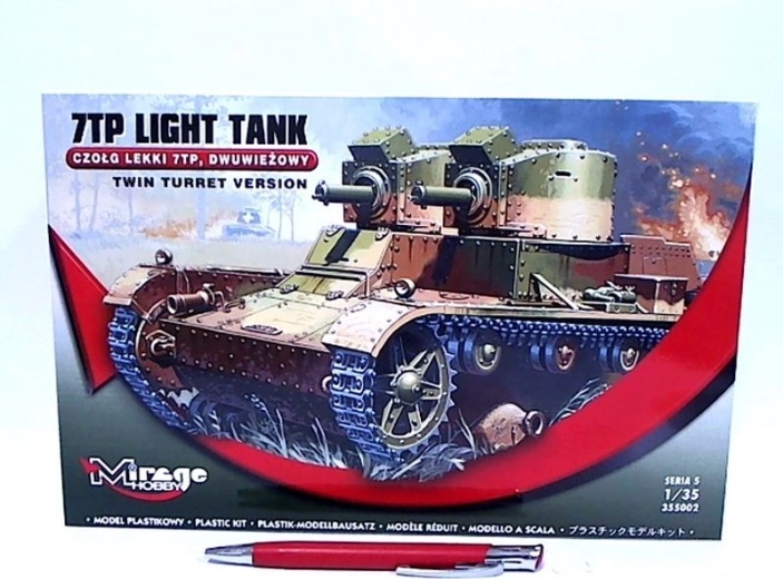 Mirage Hobby carro armato leggero 7TP a due torrette – kit di montaggio in plastica