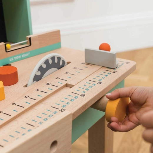 Piano di lavoro funzionale e dettagli intelligenti