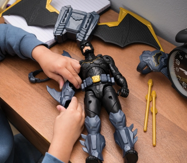 Dai slancio all’azione con ali e armatura