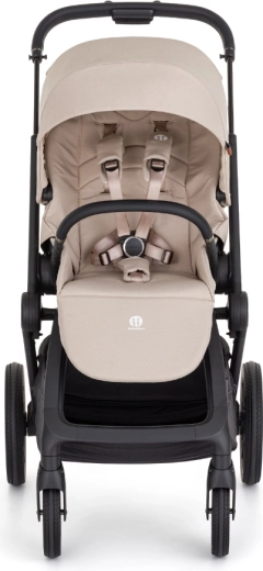 Seduta sportiva fronte/retro e comfort quasi completamente reclinabile