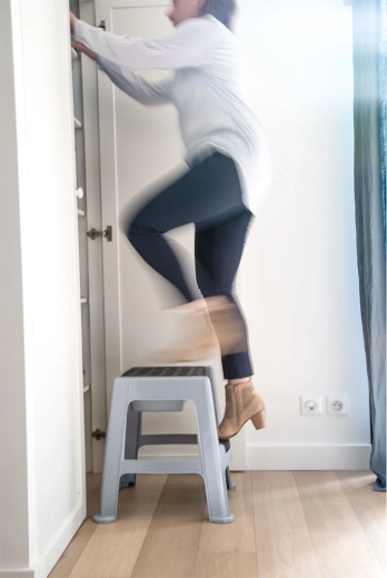 Doppio gradino per un accesso sicuro