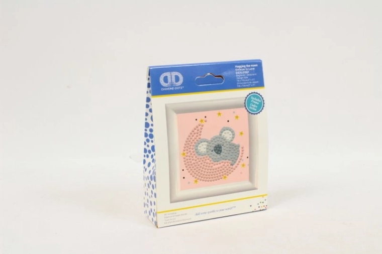 Diamond Dotz Hugging the Moon – kit per ricamo diamantato