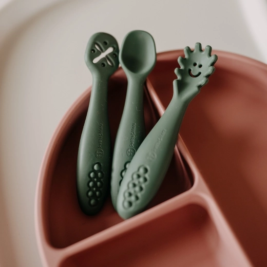 Silicone morbido delicato sulle gengive