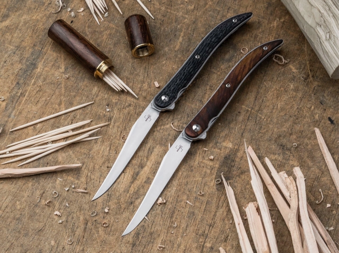 Impugnatura ergonomica in G10 e clip da tasca