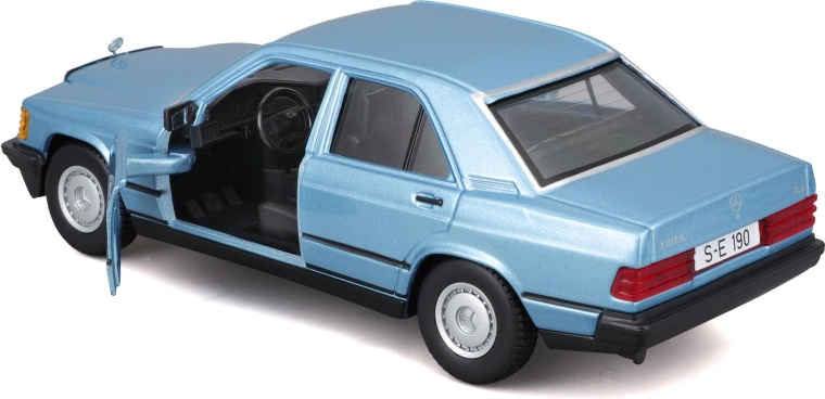 Porte apribili e interni curati