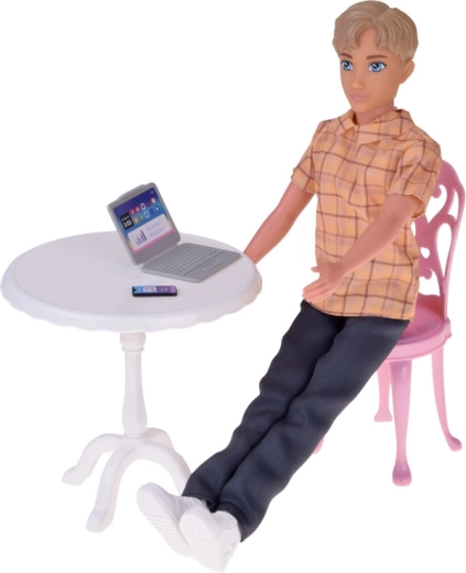 Lavoro e tempo libero: notebook, telefono e bici