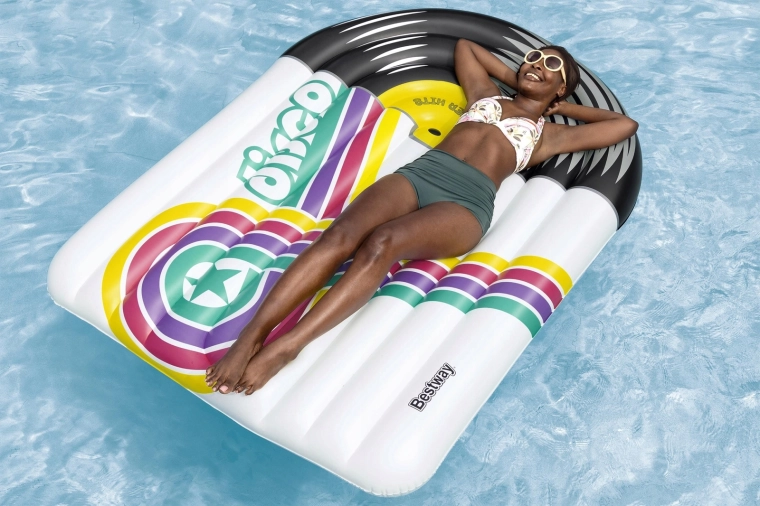 Design retrò a vinile che attira l’attenzione