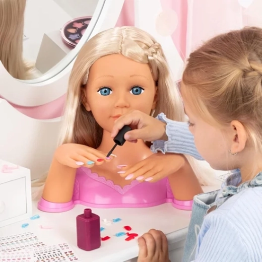 Manicure come in salone