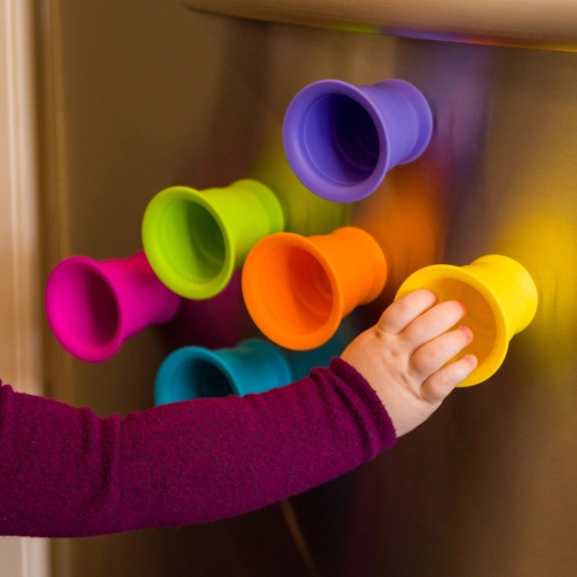 Attacca e gioca ovunque