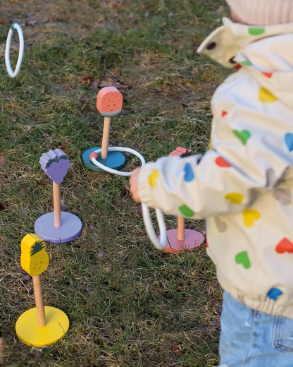 Divertimento fantastico all’aperto e in casa