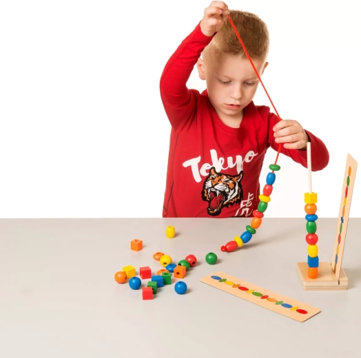 Divertimento che supporta la motricità fine
