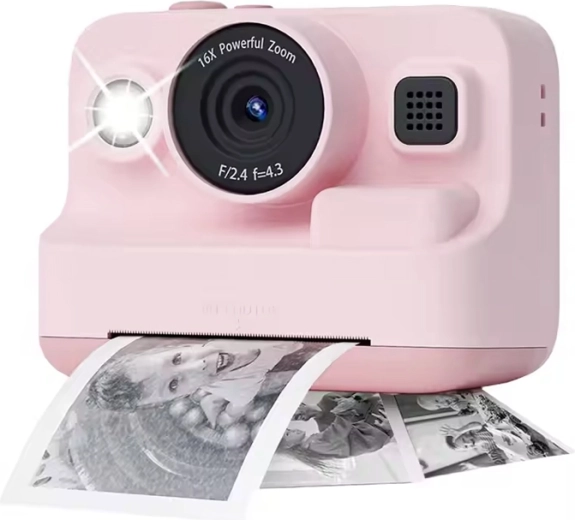 Display chiaro da 2,4" e zoom 16×