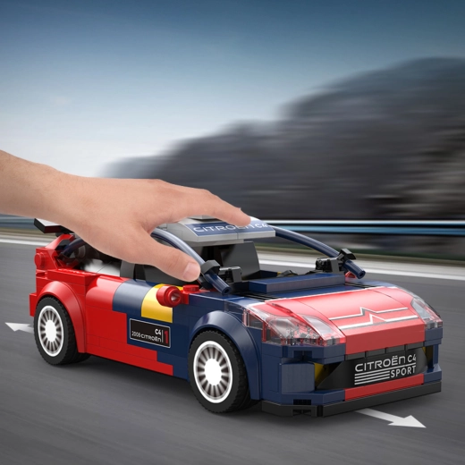 Scorrimento fluido su 4 ruote