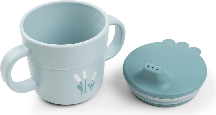 Tazza con manici per una presa facile