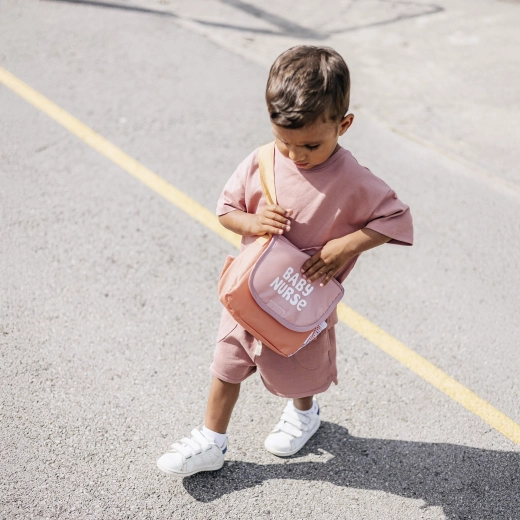 Leggera e pratica per i viaggi