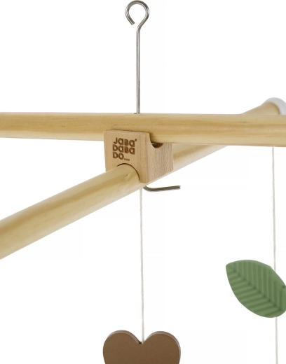 Legno naturale e look senza tempo