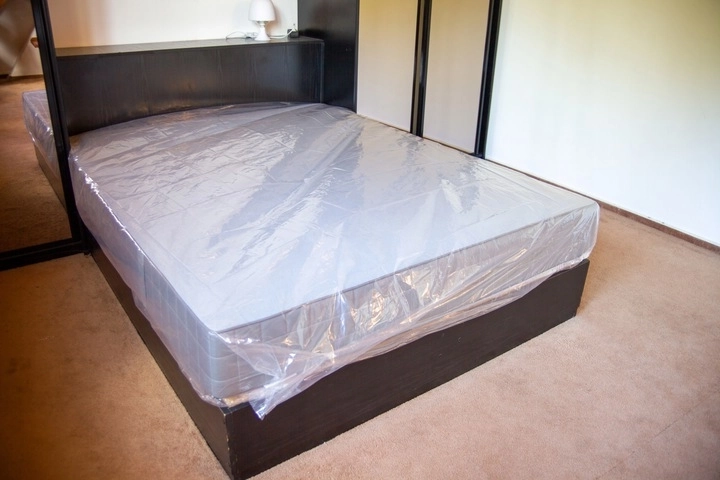 Protezione impermeabile per traslochi e stoccaggio