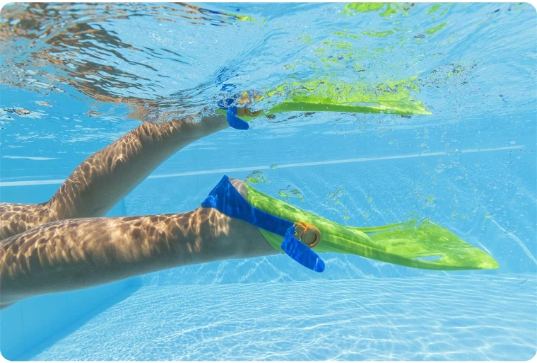 Pinne regolabili per una pinneggiata efficace