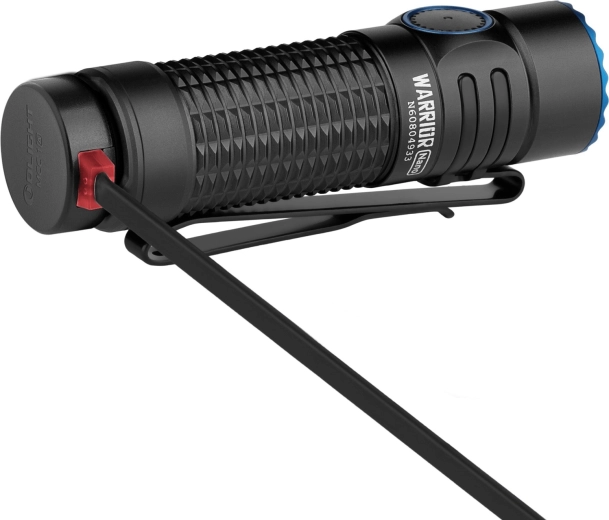 Ricarica magnetica e autonomia fino a 40 giorni