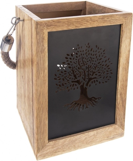 Suggestivo effetto luminoso a forma di albero