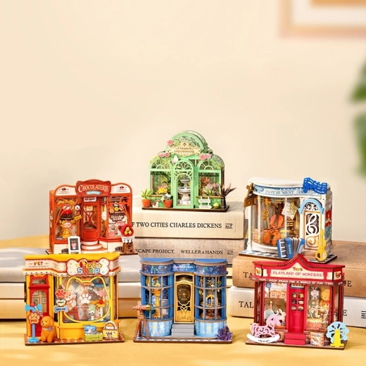 Collezione di mini negozi per una decorazione unica